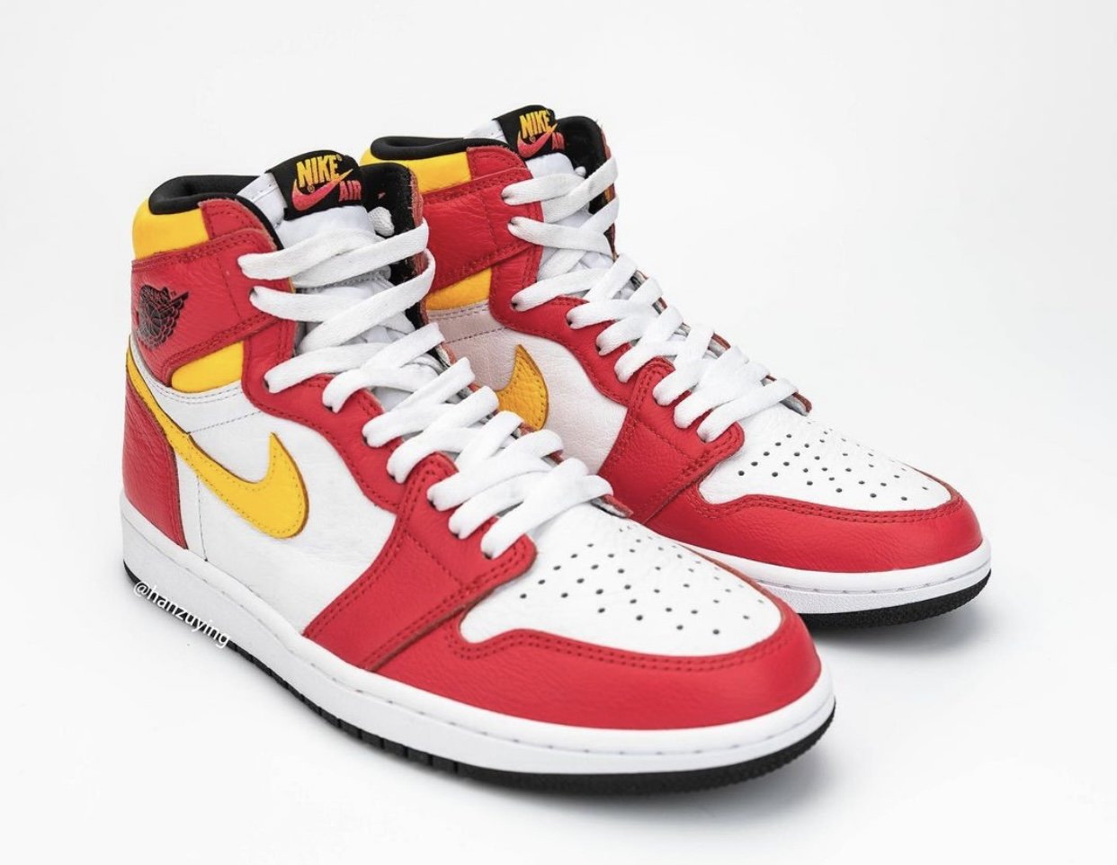 Air Jordan 1 High OG Light Fusion Red Air