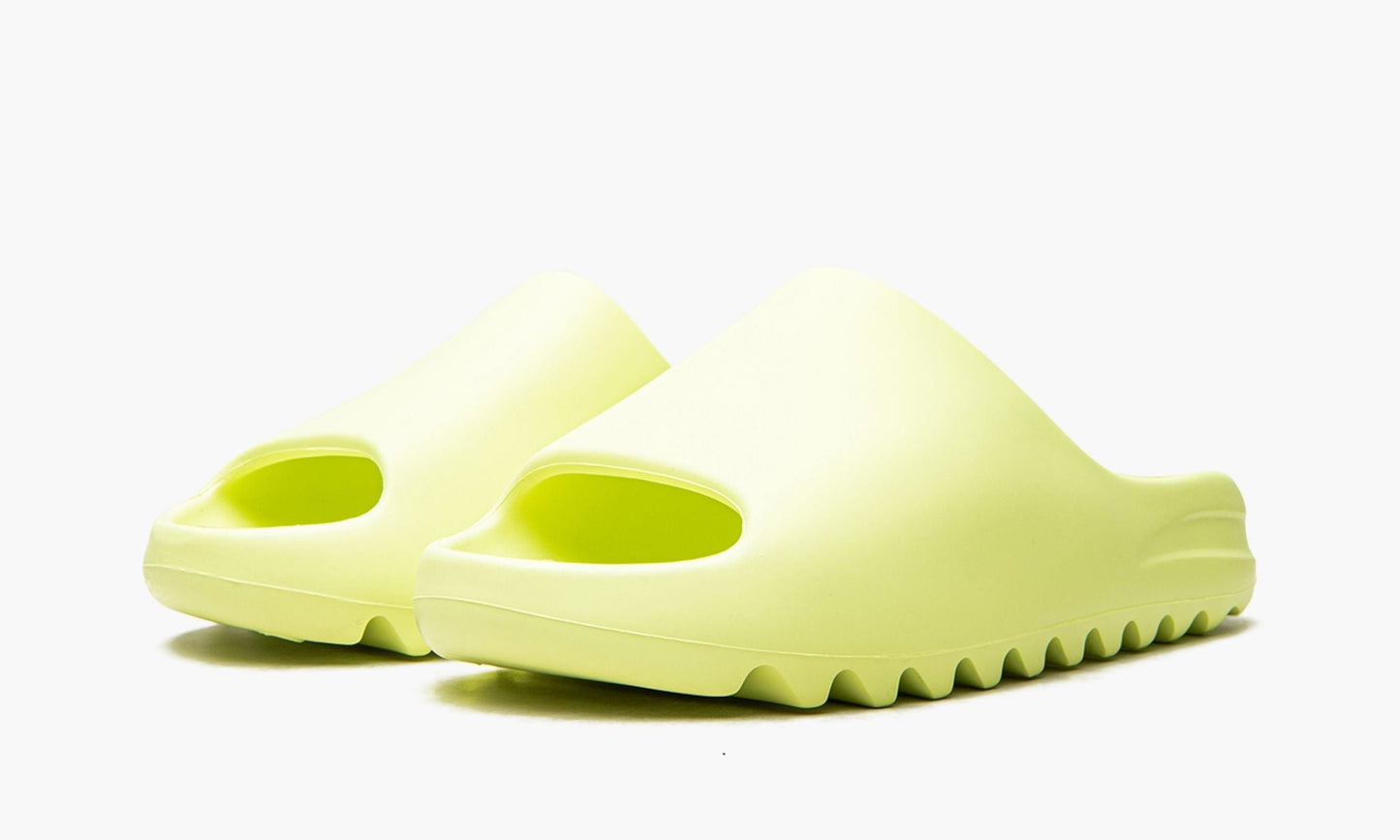 Yeezy Slide 'Glow'