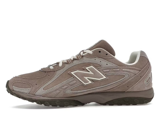 New Balance 204L - Mushroom Arid Stone